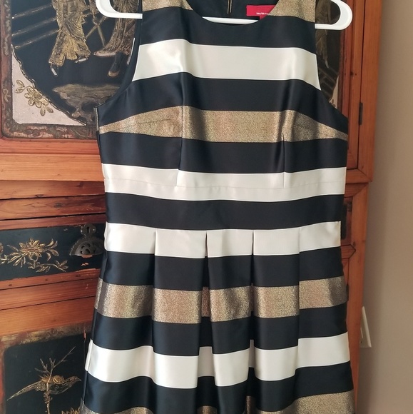 Saks Fifth fit and flare party dress size 12 - Picture 2 of 5